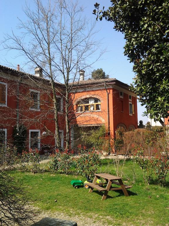 Il Pettirosso B&B Certosa di Pavia Eksteriør bilde