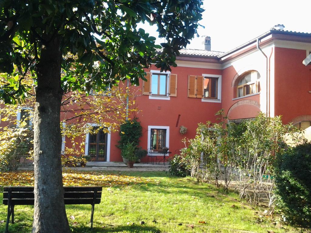 Il Pettirosso B&B Certosa di Pavia Eksteriør bilde